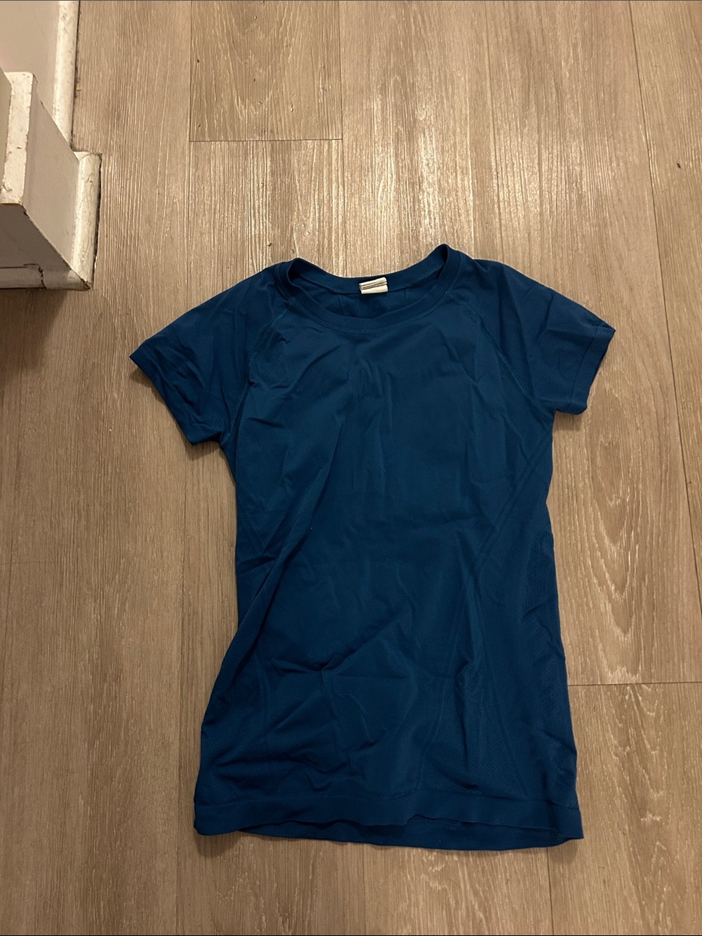 Athleta Men’s Short-Sleeve Crewneck Tee in Deep Teal Blue